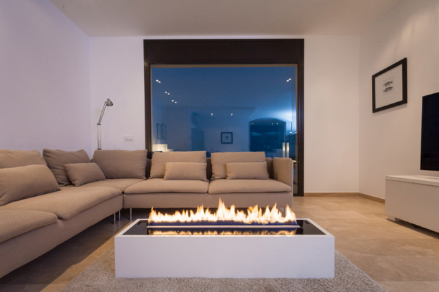 Камины для дома: виды, тренды, советы по выбору