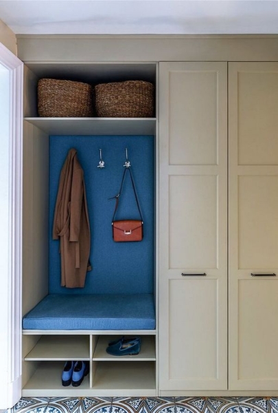 Прихожая для узкого коридора: тренды, лайфхаки + 60 фото