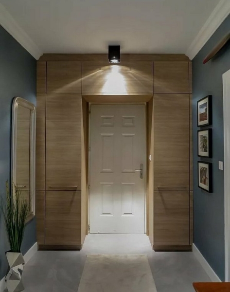 Прихожая для узкого коридора: тренды, лайфхаки + 60 фото