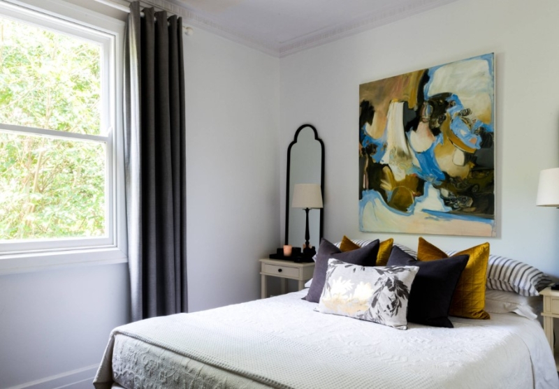 Идеи туалетного столика в интерьере спальни