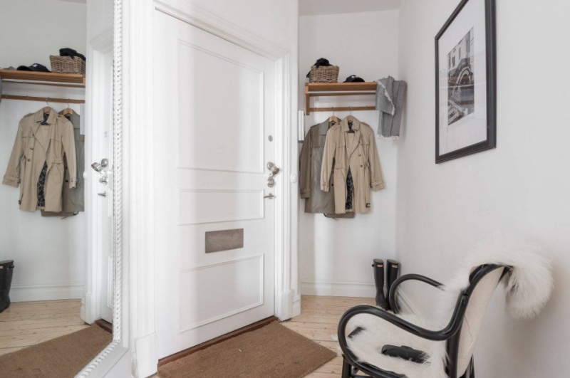 Подбираем качественный и функциональный декор для прихожей 2024