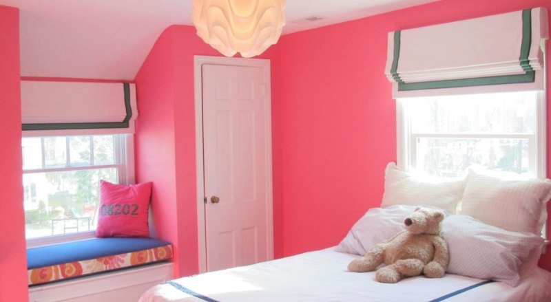 Оформляем серо-розовую спальню