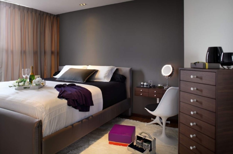 Идеи туалетного столика в интерьере спальни