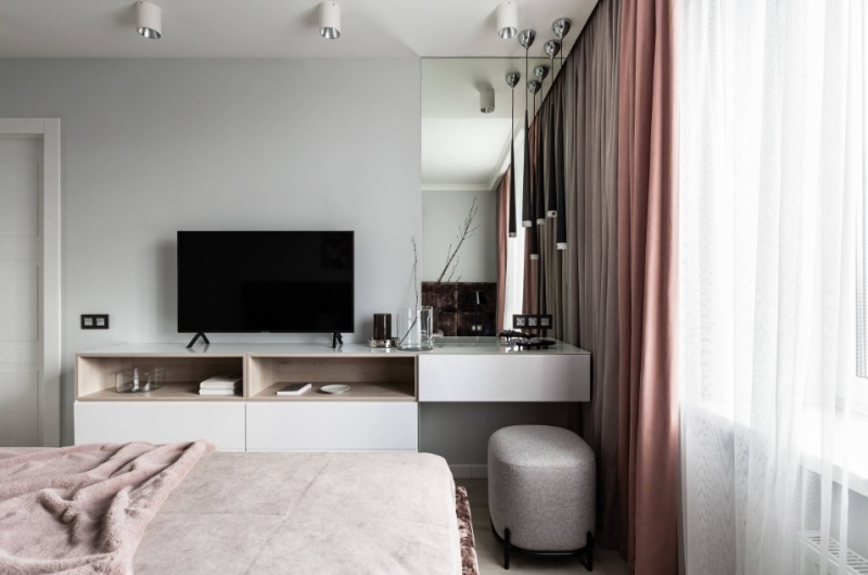 Идеи туалетного столика в интерьере спальни