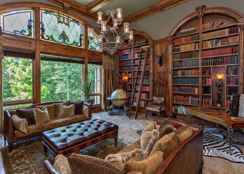 Домашняя библиотека в интерьере