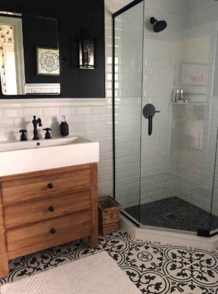 Магия цвета в маленькой ванной: секреты стильного дизайна