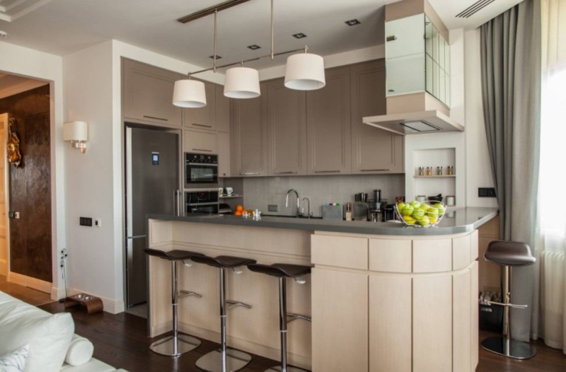 Тенденции кухонного острова, доминирующие в 2024 году