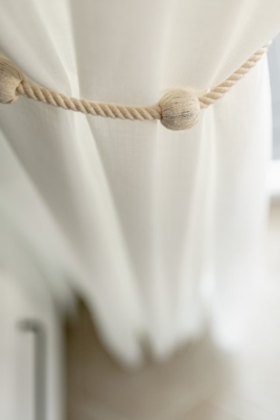 Подхваты для штор: стильные и функциональные аксессуары