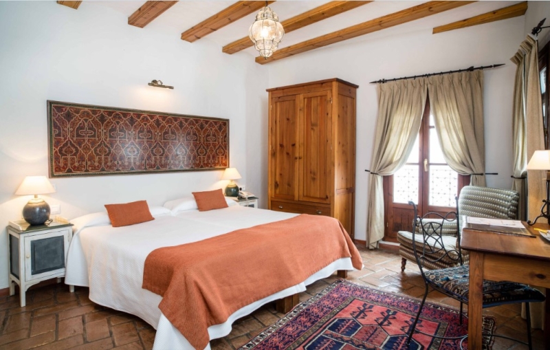 Как выбрать идеальное прикроватное освещение