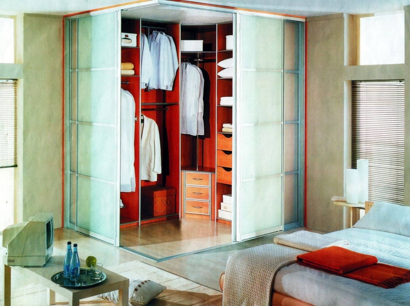 Идеи открытого гардероба – 10 стильных способов выставить одежду напоказ