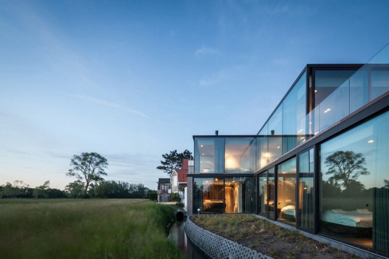 Стеклянные фасады: особенности и виды