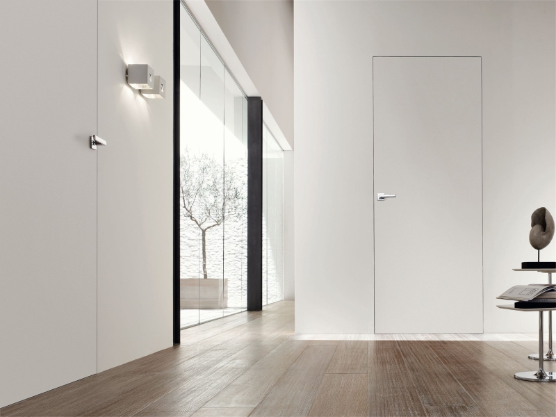 Скрытые двери в интерьере: оригинальный и практичный дизайн на фото