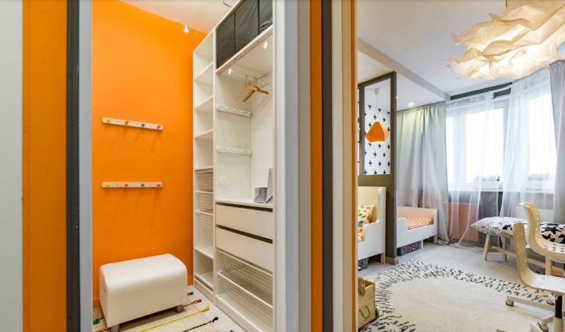 Как организовать гардероб ребенка?