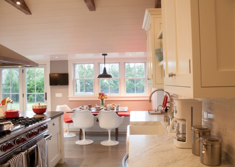 Кресло-тюльпан: разновидности дизайна