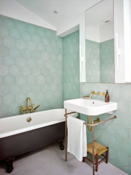 Зеркальный шкаф в ванную: выбор подходящей модели