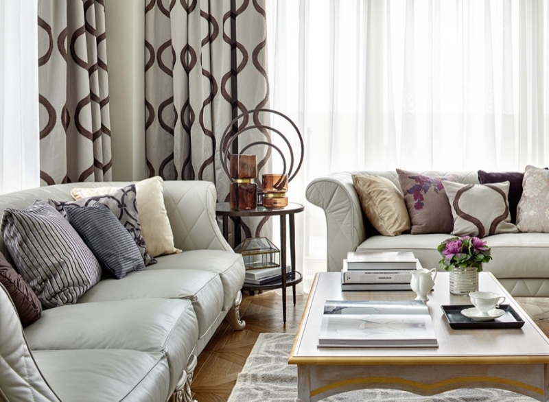 Кожаный диван в интерьере: правила выбора