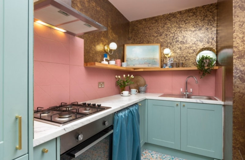 Какие выбрать обои для небольших помещений: узоры, цвета и приемы