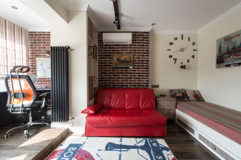 Кожаный диван в интерьере: правила выбора